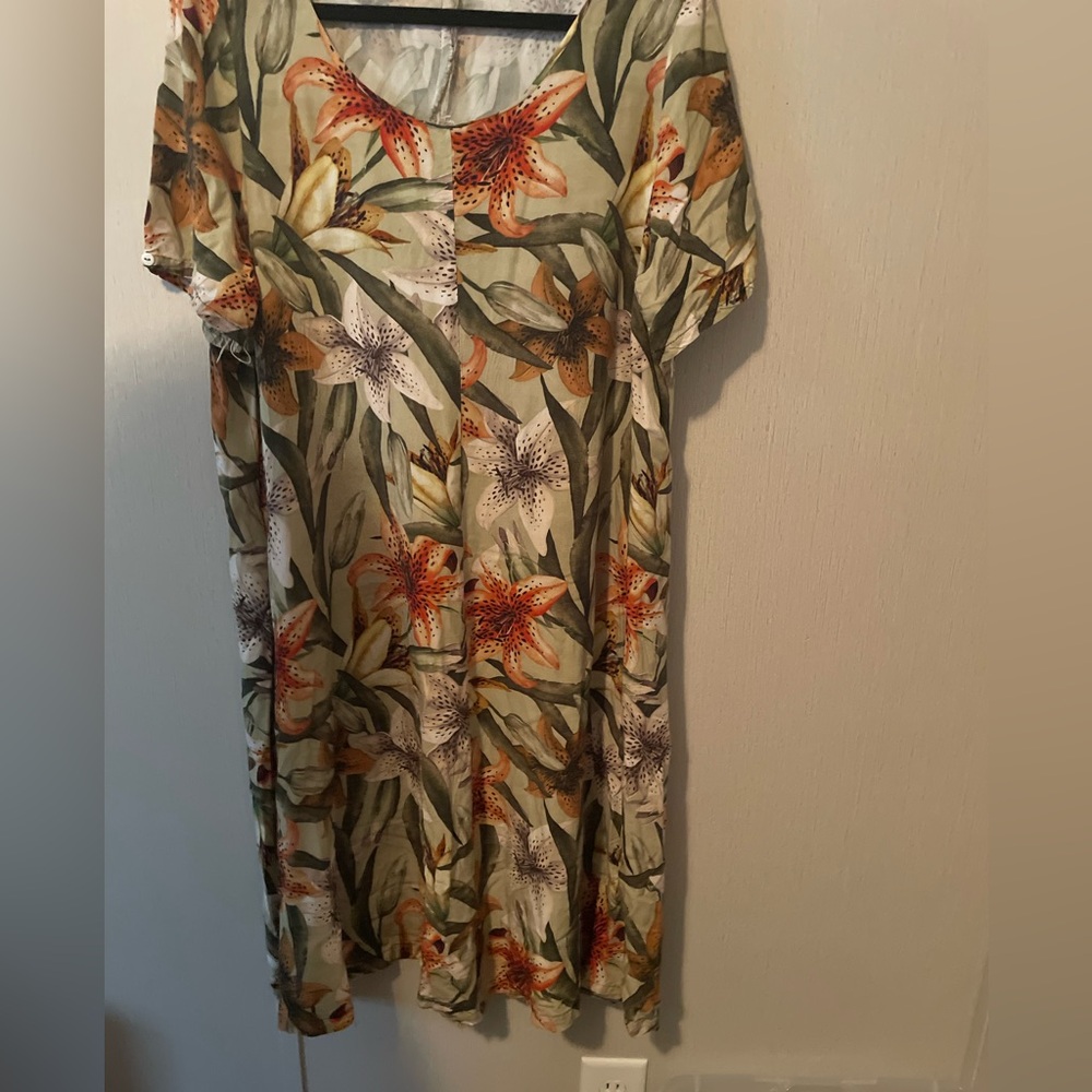 Floral Print Dress with Short Sleeves